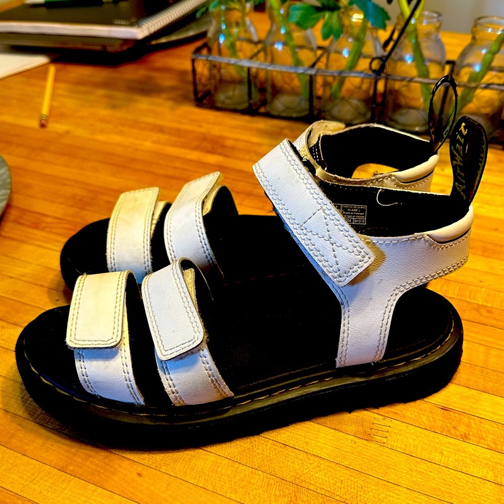 Doc Martens Sandals Youth 5